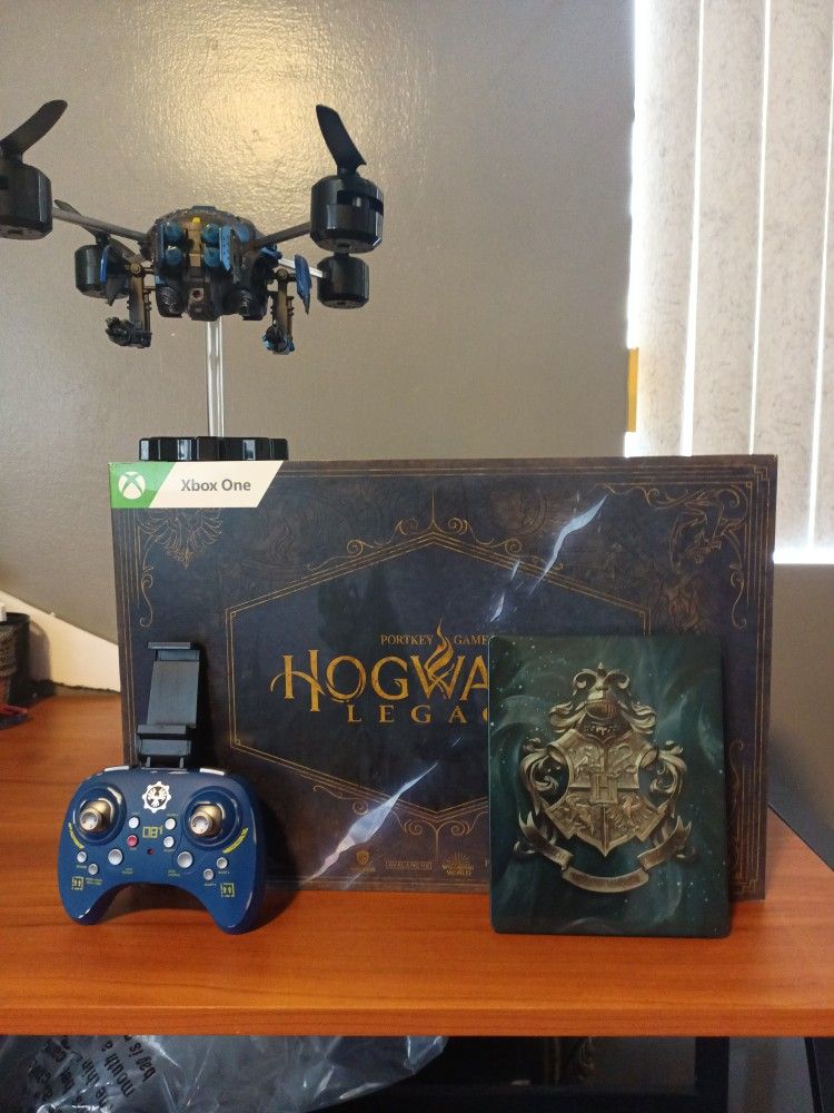 Hogwarts Legacy Collectors Edition With Gears Of War 5 Jack Drone