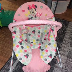 Mini Mouse Rocker Chair