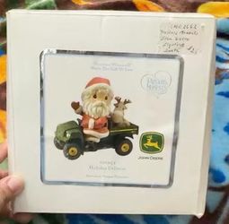 NEW Precious Moments John Deere Santa Gator Figurine #101052