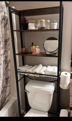 Free bathroom shelving