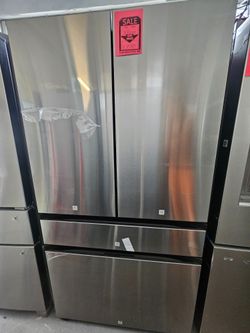 Brand New Samsung B'spoke Refrigerator