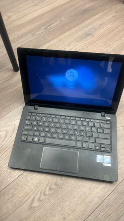 Touchscreen 13” Asus Intel cel N2815 500gb hdd 4gb ran win 10