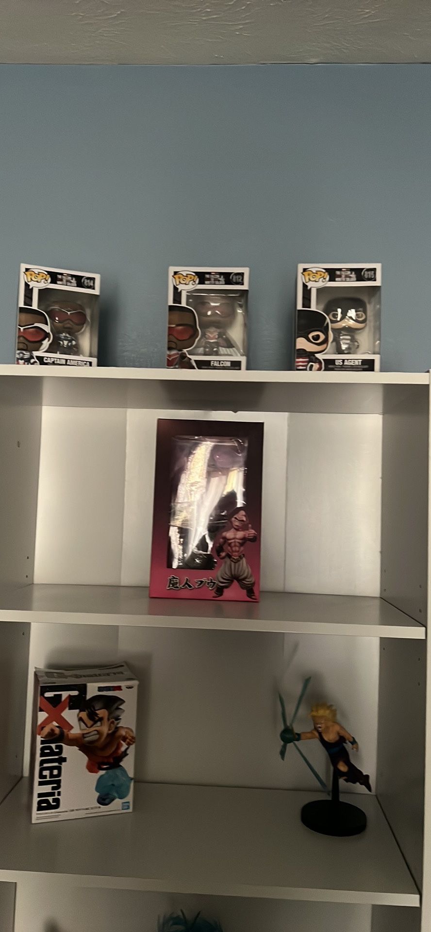 Anime Figures (shelf)