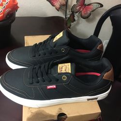 Tenis Nuevos Size 9 De Hombre Marca Levis New Never Used