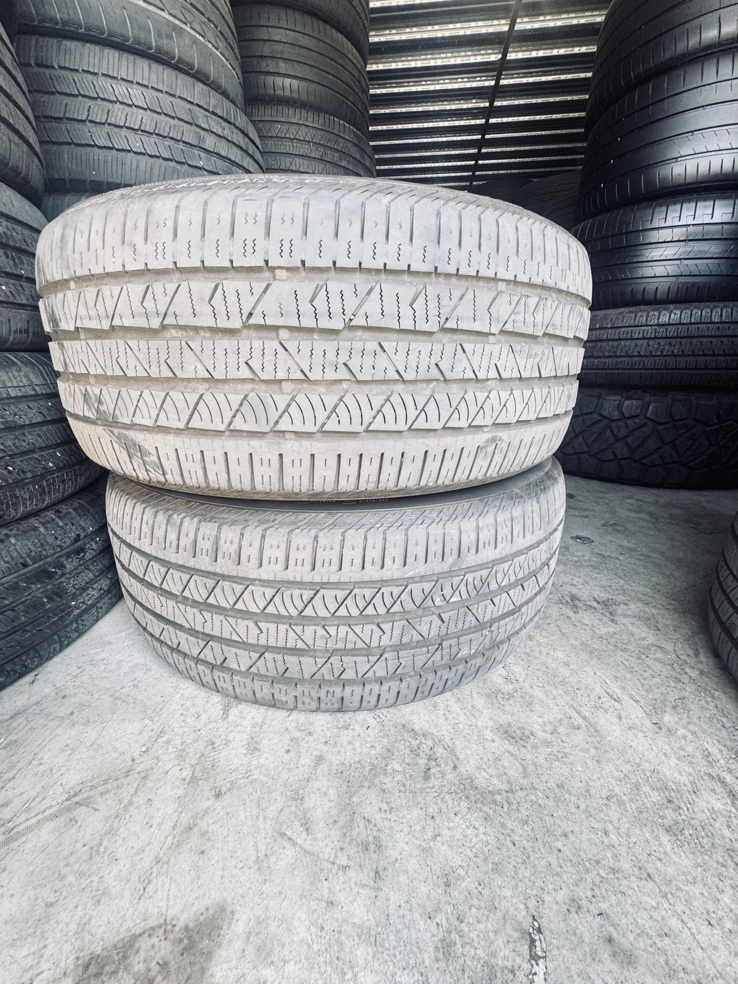 255/50/20 Continental Cross contact (2)
