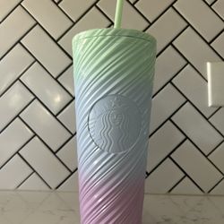 Starbucks Cups 