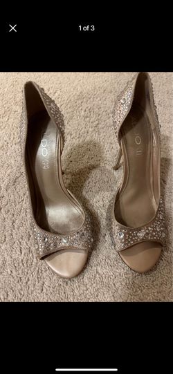 Aldo Champagne Color Heels 