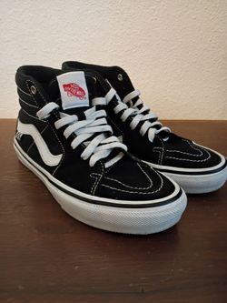 Van's shoes (6.5 mens us)