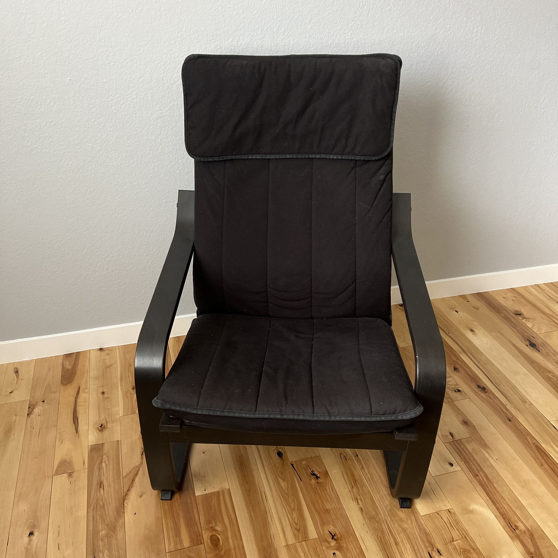 Ikea Pöang Armchair in Black