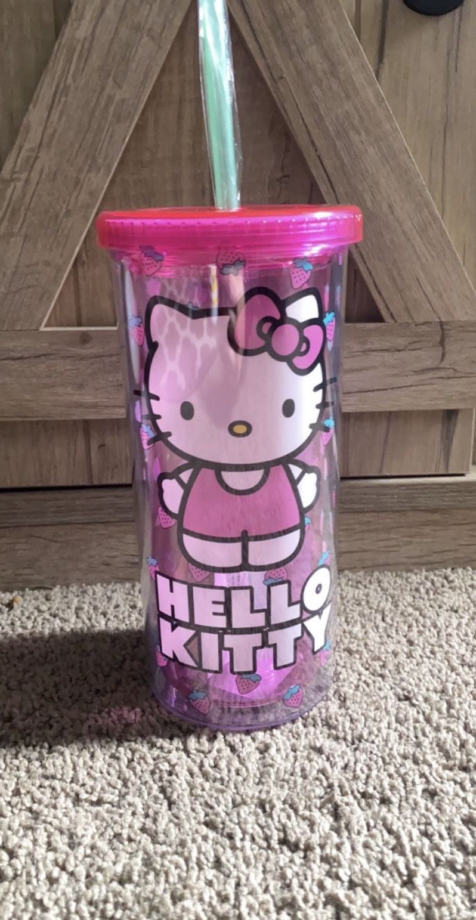 Hello Kitty Tumbler With Straw