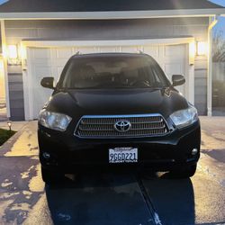 2009 Toyota Highlander Hybrid – 7 Seater