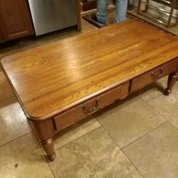 Solid Wood Coffee Table With 2 Drawers 