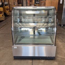 Clearance Refrigerated bakery refrigerator case NSF 100258L0107