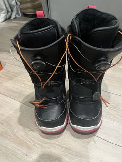 Snowboard women’s BOA Boots Size 5