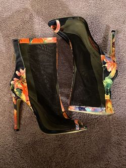 WILD ROSE MESH HEEL WITH FLORAL DETAIL SIZE 6.5