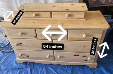 Pine Wood Dresser with Hutch Top