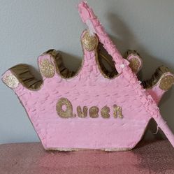 Queen Piñata