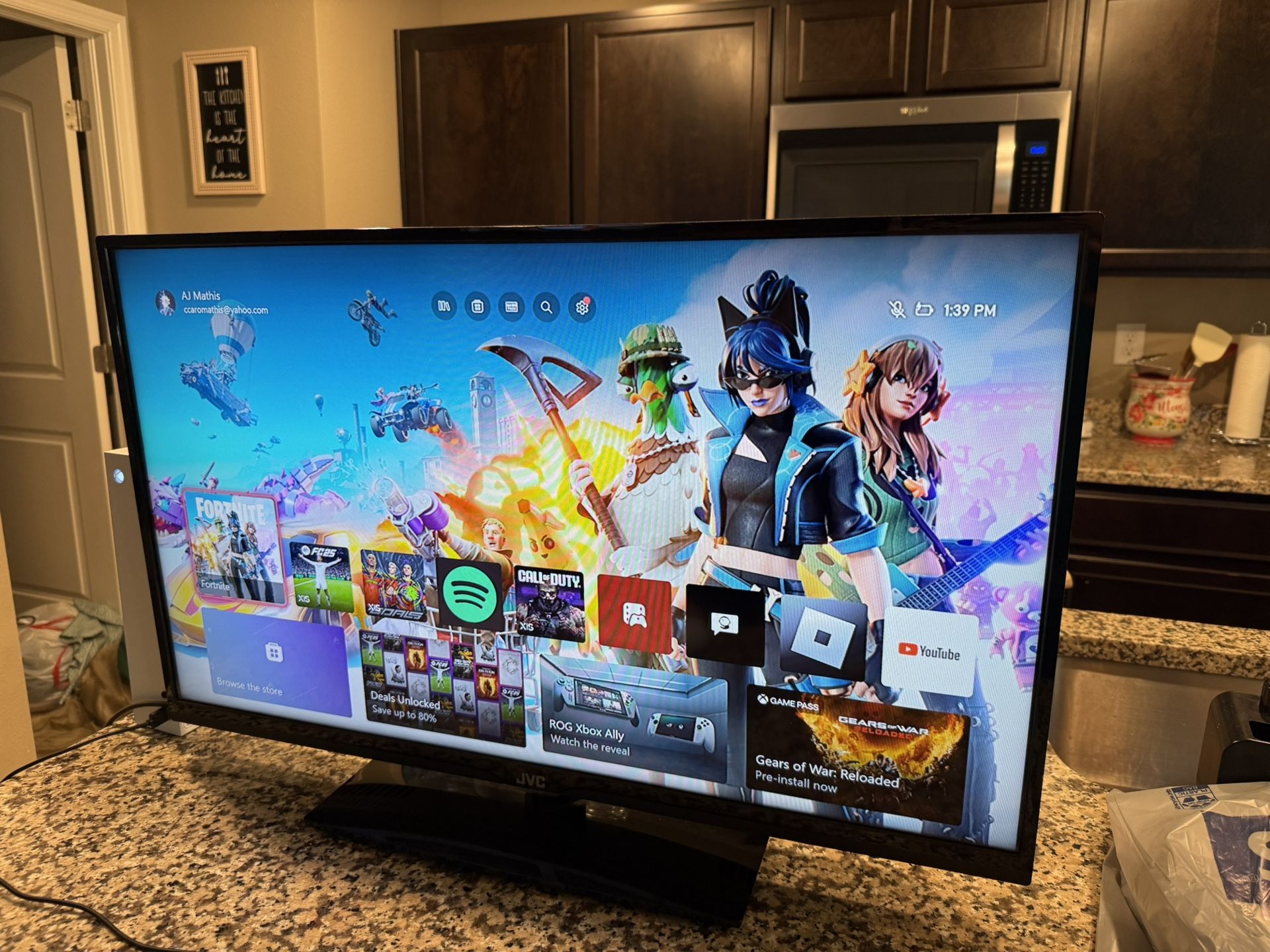 30” JVC Tv