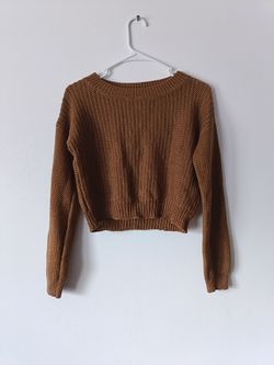 Forever 21 Women's knit Cropped Sweater Size Medium