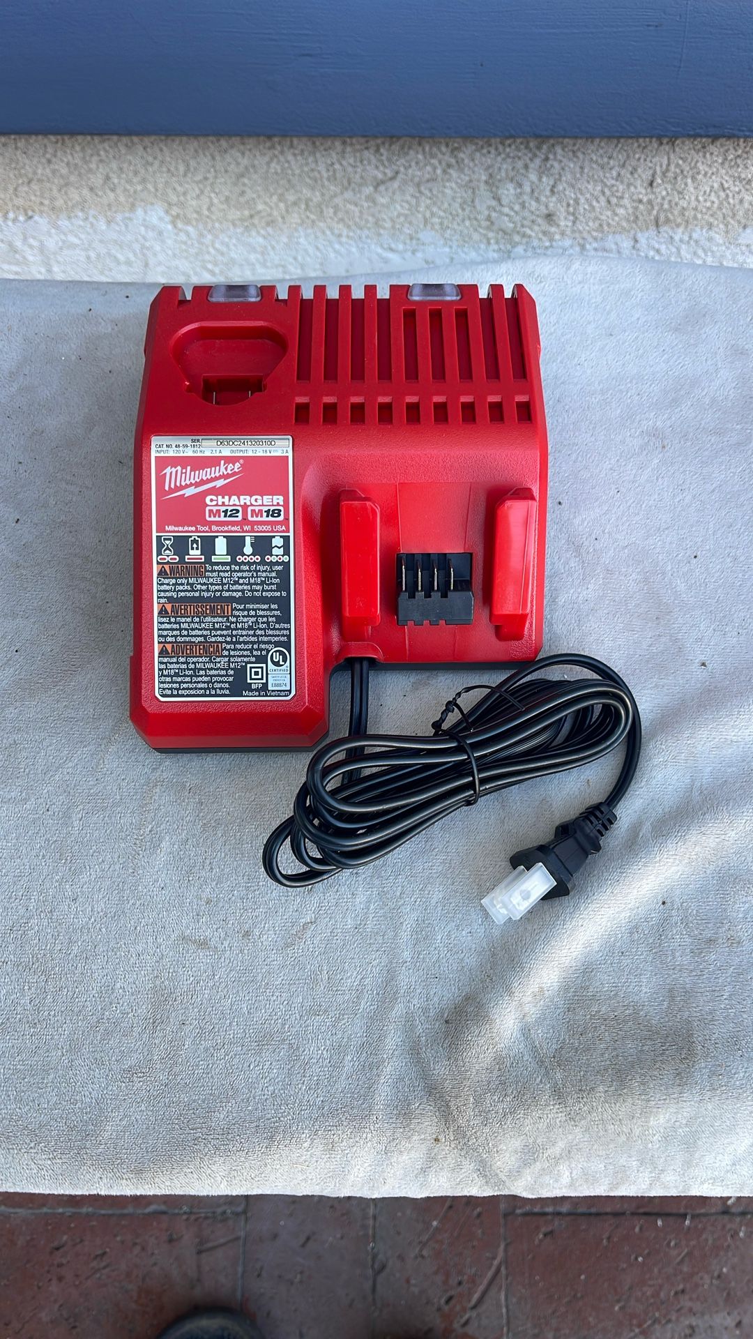 Brand New M12 / M18 Milwaukee Charger