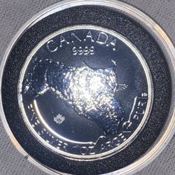 2017 Canada $5 Dollar 1oz Fine Silver * LYNX * Predator Series Coin in Capsule