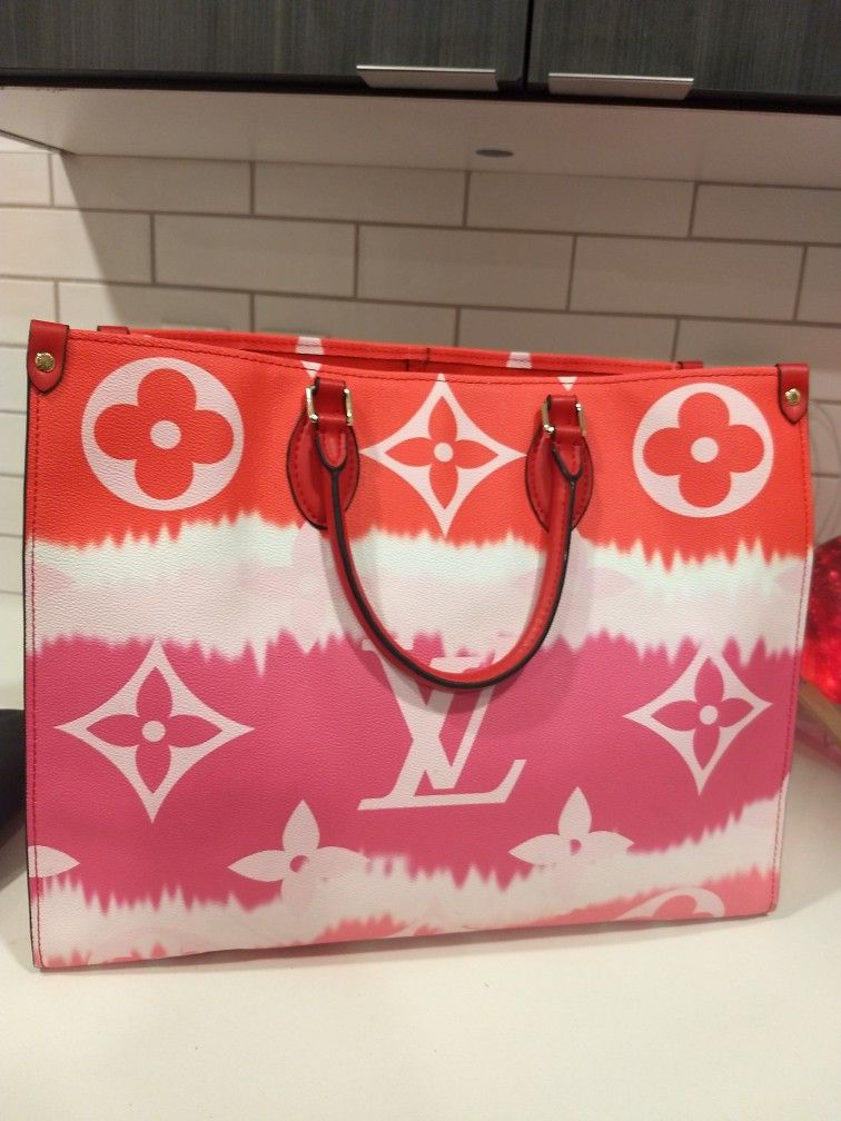 Louis Vuitton Onthego Monogram Giant Red/Pink  Louis vuitton pink, Pink  handbags, Louis vuitton