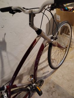 Electra Verse 2.0 700cc Wheels.