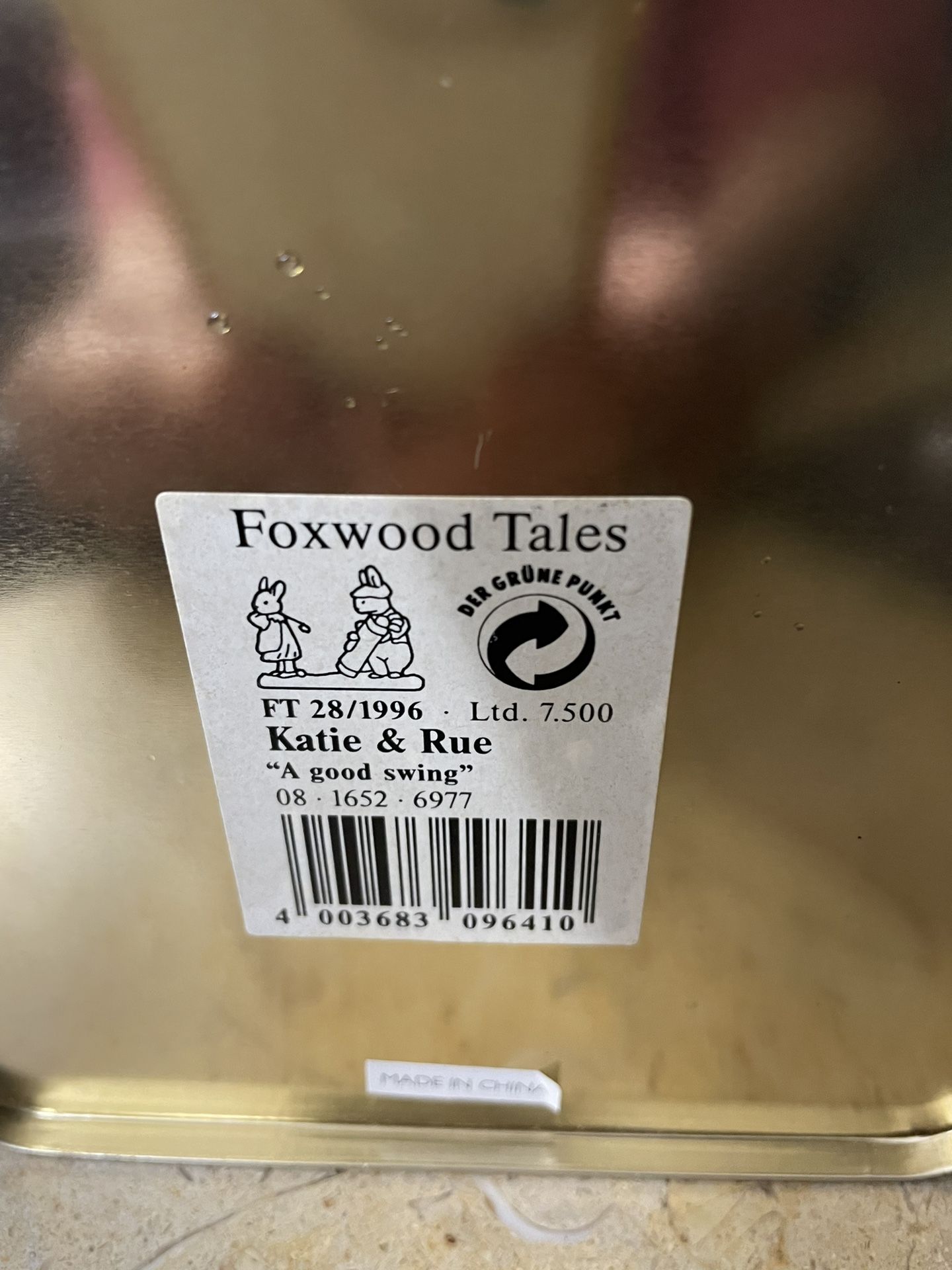 NEW Villeroy & Boch “Katie and Rue A Good Swing” Golf Figurine