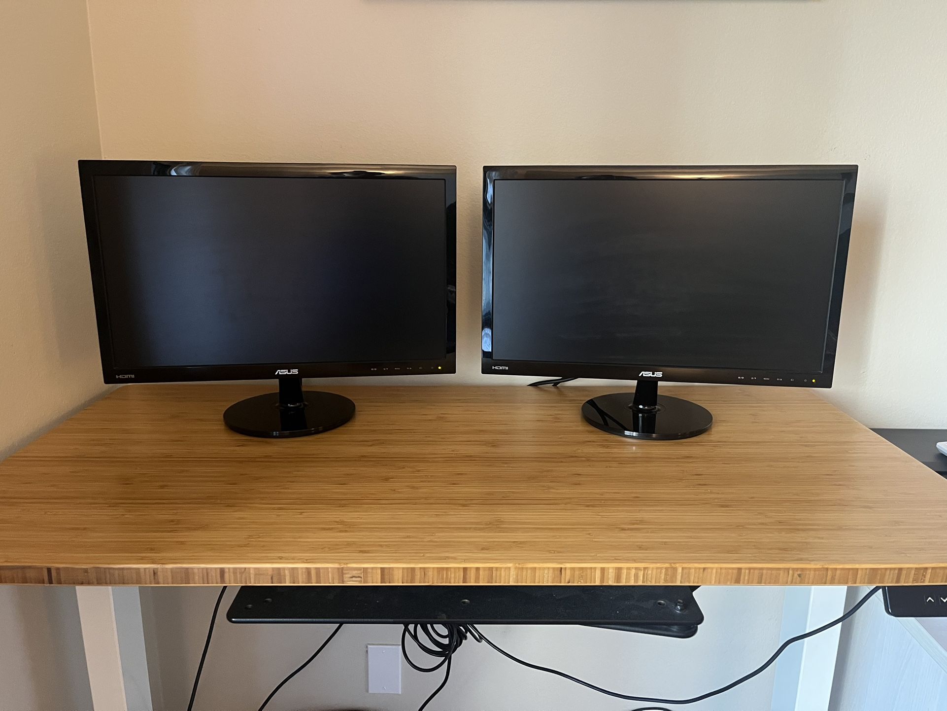 2 Computer Monitors Asus