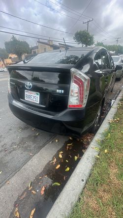 Toyota prius 2012
