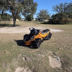 2011 Can-am Spyder RSS