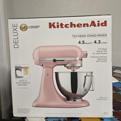 Brand New Deluxe Kitchenaid Mixer