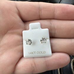 14kt Gold Earrings