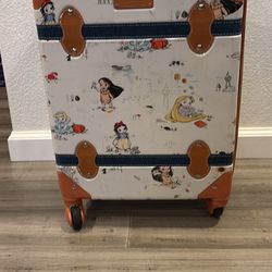 Disney Animators Collectors Carry On Suitcase 