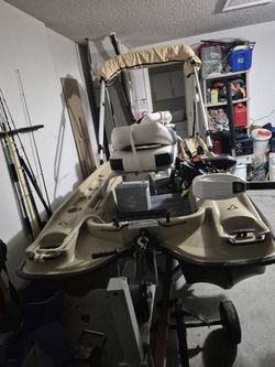 2020 Pelican Pontoon