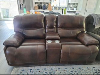 Brown Leather Couch - Electric Recline -  110 & USB outlet in Console!