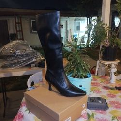 Knee High Black Kitten Heel Boots 