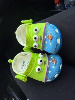 Crocs Disney Pixar Toy Story Alien Kids Clogs