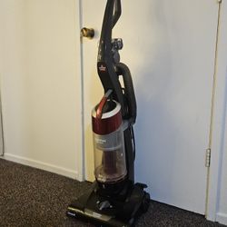 Bissell Vacuum. Works Great 