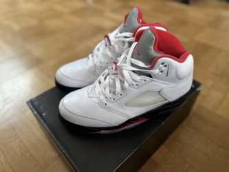 Jordan 5 (Fire Red)