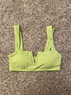 NWT Lulu’s V Bikini Top Size S 