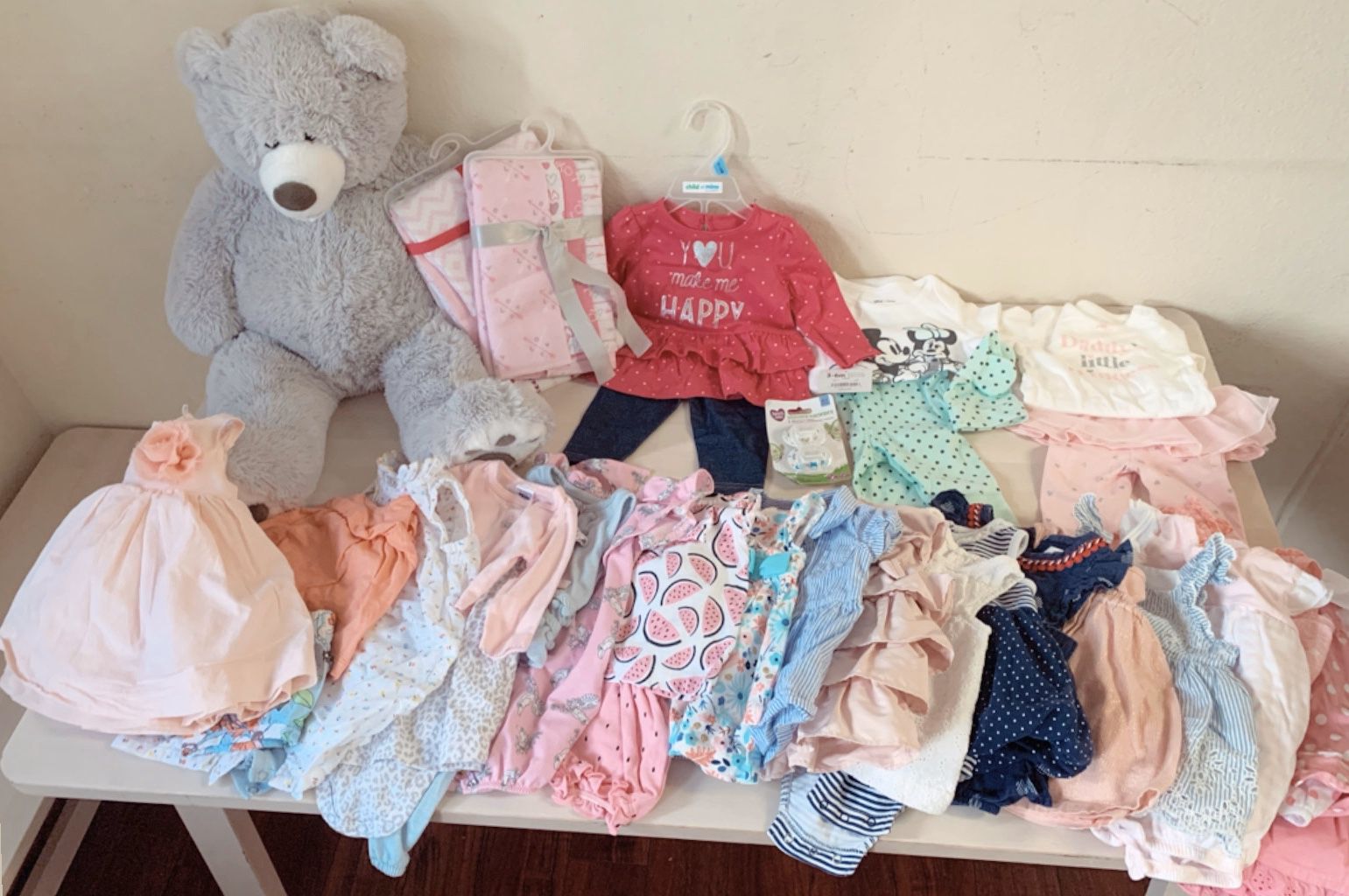 Baby girl clothes 100+ pieces