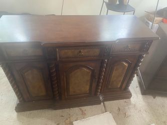 Magnificent buffet/console