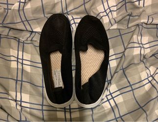 Generic Women’s Slip-ons Size 11 US