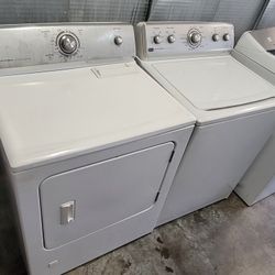 Maytag Top Load Heavy Duty Washer With Agitator And Gas Dryer Set 