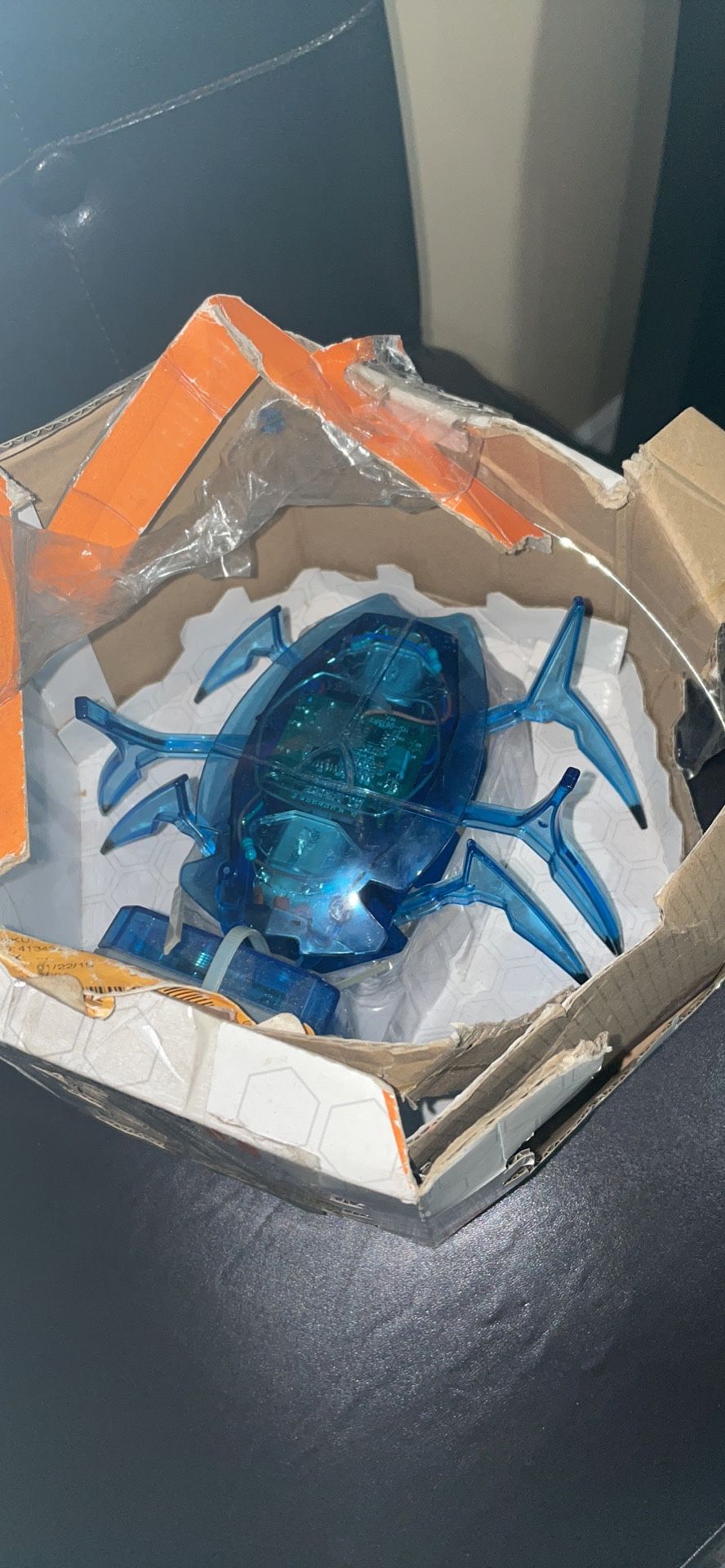 Hex Bug XL giant scarab with remote 7 way radio control