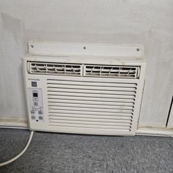 Frigidaire Air Conditioner 5000 BTU