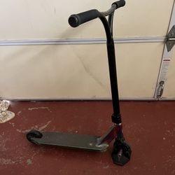 Scooter Lucky Brand Covenant Pro 