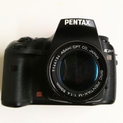 Pentax K20 D (SR) + 50mm 1:1.4 Pentax Lens 
