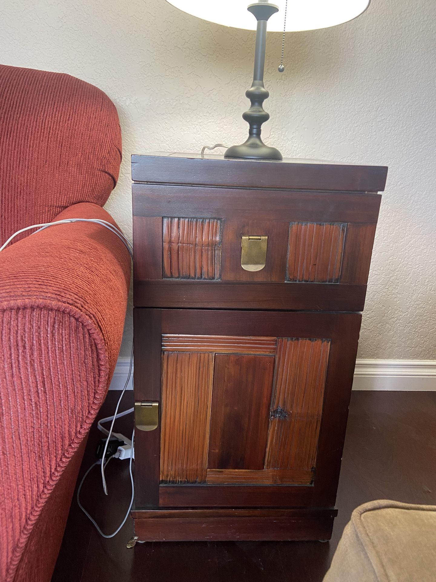 Pier 1 Wood End Table Nightstand